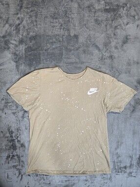 The Nike Tee Paint Splatter T Shirt Size Large Fits Medium